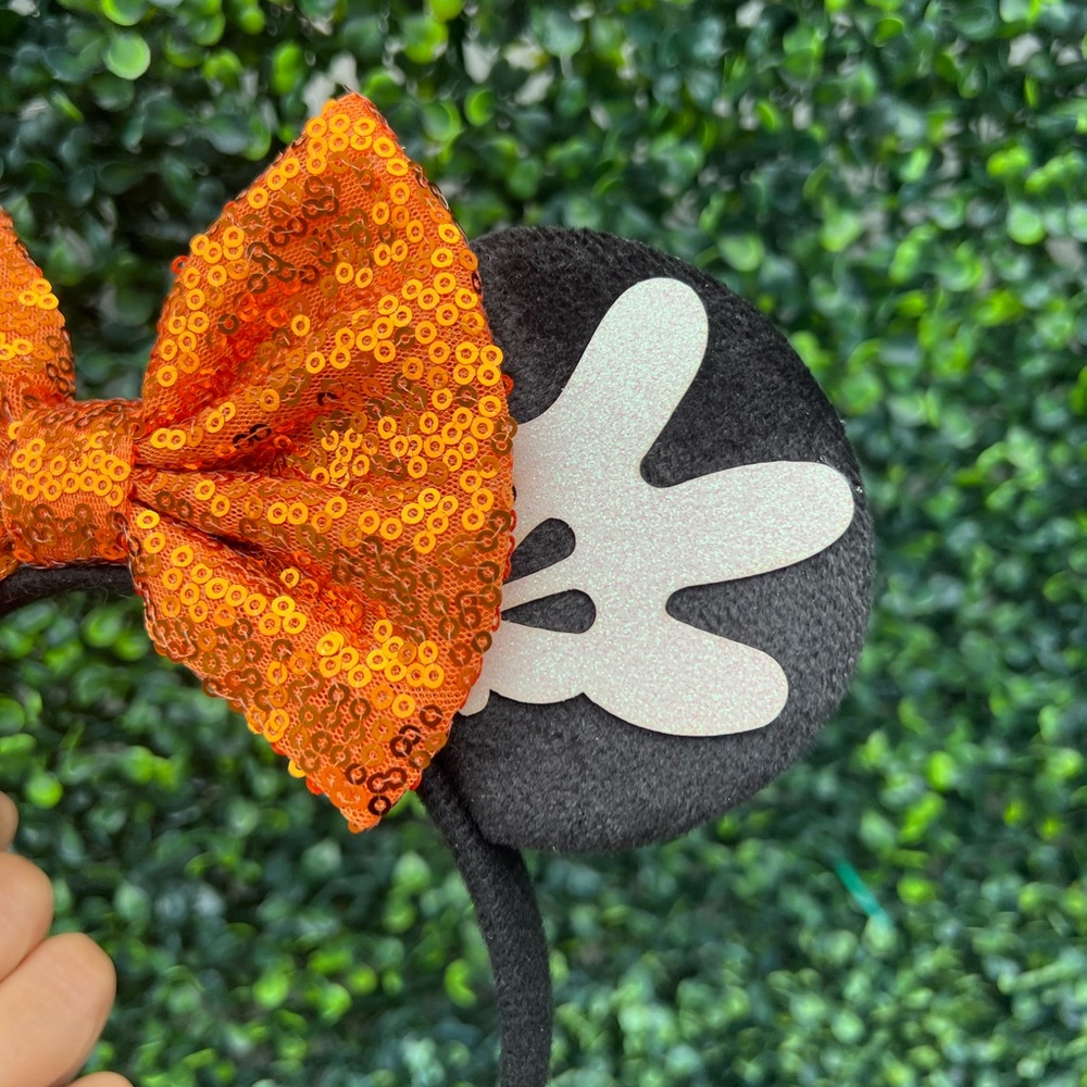 Nightmare before Christmas Minnie ears 🎃💀 - Picture 3 of 4